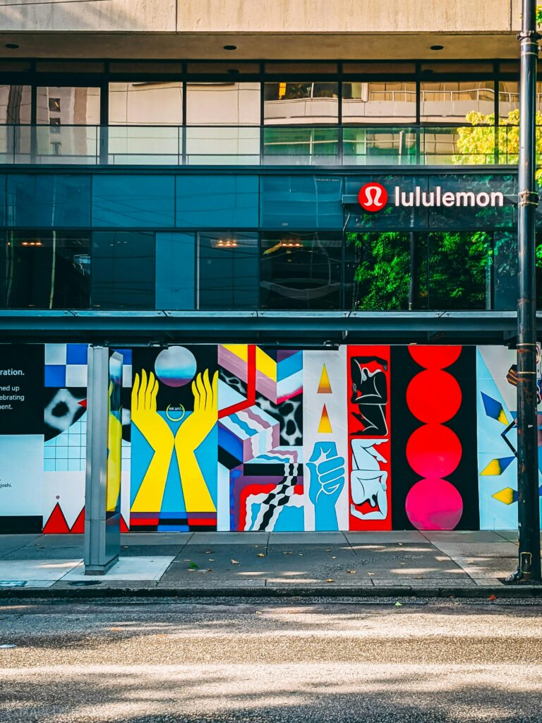 晨星：Lululemon(LULU)海外業務增長強勁抵銷北美放緩- Finance730